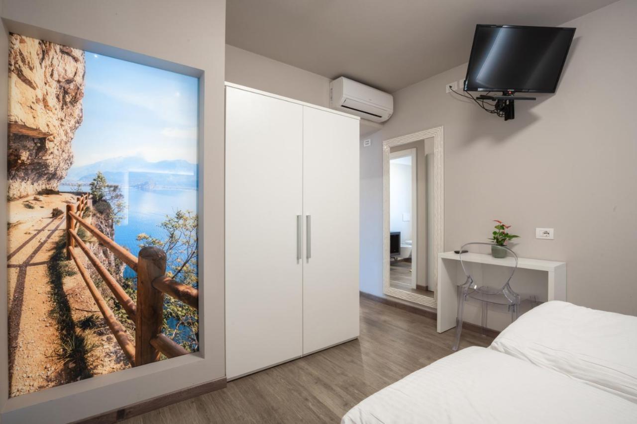 Hotel Rolly Riva del Garda Extérieur photo